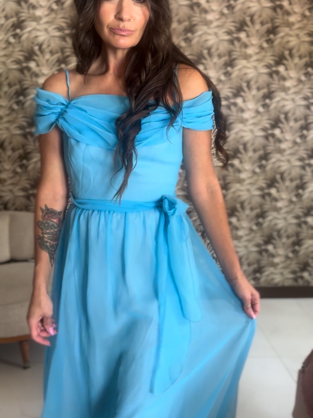VTG 1970s Vintage Elegant Off-Shoulder Blue Chiffon Maxi Formal Dress